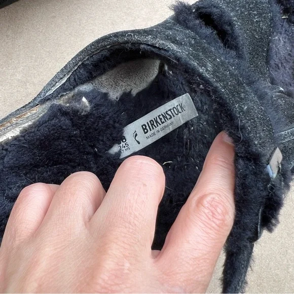 Birkenstock Arizona Shearling Black Suede Sandals Size 7 Fur Lined Cozy - Picture 9 of 16